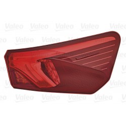 LAMPA TYLNA TOYOTA AVENSIS...