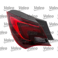 LAMPA TYLNA OPEL ASTRA J...