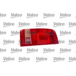 LAMPA TYLNA VW AMAROK...