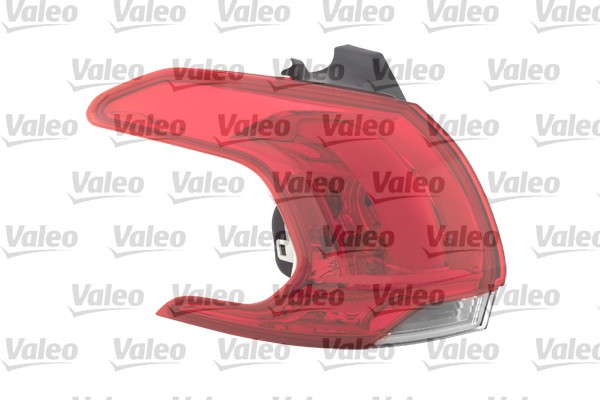 LAMPA TYLNA PEUGEOT 2008 03.13-12.17 LE