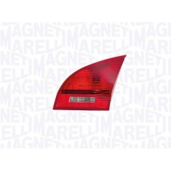 LAMPA TYLNA WEWNETRZNA PRAWA