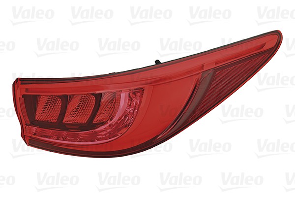 LAMPA TYLNA INFINITI Q30 01.16- PR